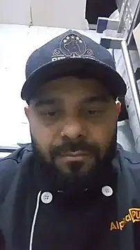 Snapshot of Sfdocom chatting on November 2025 10:32:02 PM Sfdocom online show from November 2025 10:32:02 PM