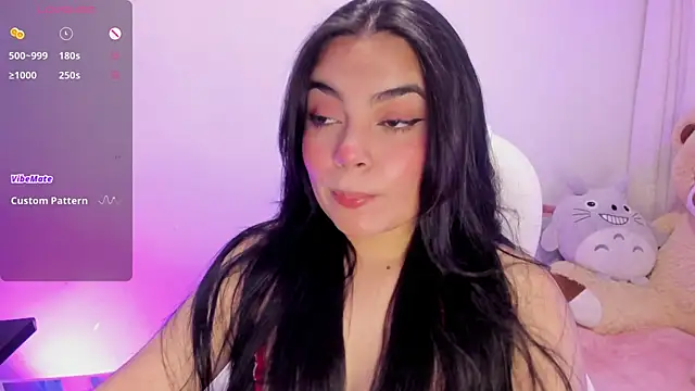 Snapshot of summersunset chatting on December 2025 11:11:02 PM summersunset online show from December 2025 11:11:02 PM