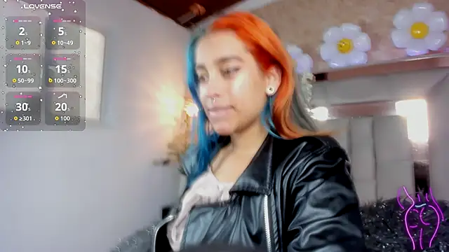 Snapshot of Cristall_ravven chatting on November 2025 01:55:01 PM Cristall ravven online show from November 2025 01:55:01 PM