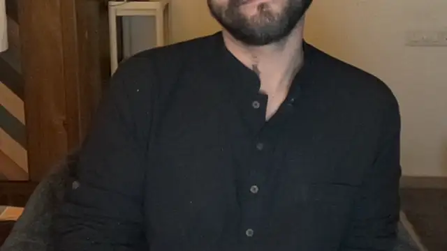 Snapshot of MakeMeAwareAah chatting on November 2025 05:49:01 PM MakeMeAwareAah online show from November 2025 05:49:01 PM