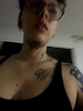 Snapshot of Abby_Evanns1 chatting on November 2025 10:32:02 PM Abby Evanns1 online show from November 2025 10:32:02 PM