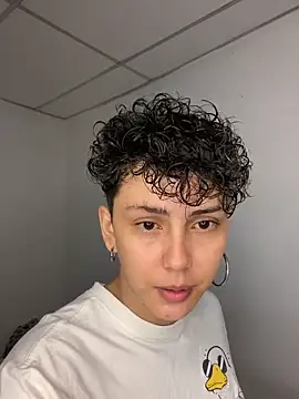 Snapshot of Abby_Evanns1 chatting on November 2025 01:50:01 AM Abby Evanns1 online show from November 2025 01:50:01 AM