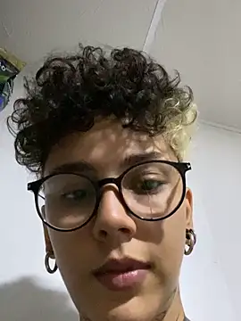 Snapshot of Abby_Evanns1 chatting on November 2025 10:09:02 PM Abby Evanns1 online show from November 2025 10:09:02 PM