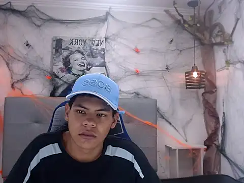 Snapshot of Yordi_Alpha chatting on October 2025 12:20:01 PM Yordi Alpha online show from October 2025 12:20:01 PM