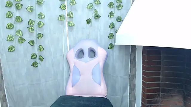 Snapshot of amelia_cutee chatting on October 2025 08:21:02 PM amelia cutee online show from October 2025 08:21:02 PM