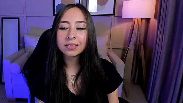 Snapshot of riley__reid chatting on November 2025 10:09:01 PM riley reid online show from November 2025 10:09:01 PM