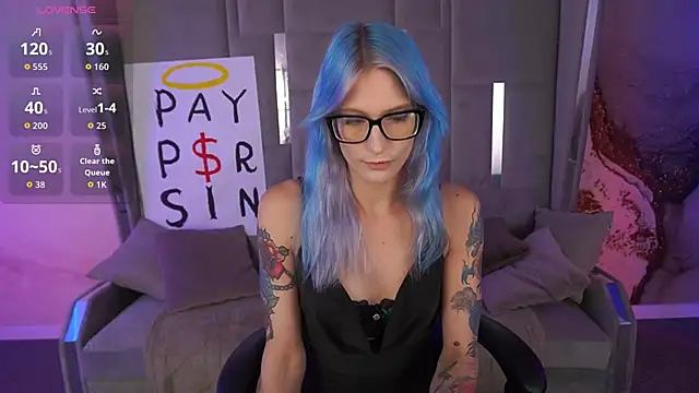 Snapshot of CassaBlaze chatting on October 2025 11:16:02 PM CassaBlaze online show from October 2025 11:16:02 PM