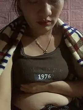 Snapshot of Lara-11 chatting on November 2025 02:13:01 PM Lara-11 online show from November 2025 02:13:01 PM