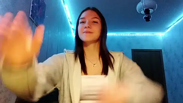 Snapshot of Beauty_miIa chatting on October 2025 04:55:01 PM Beauty miIa online show from October 2025 04:55:01 PM