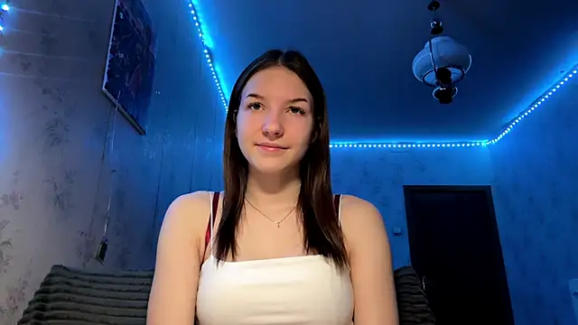 Snapshot of Beauty_miIa chatting on November 2025 03:23:02 PM Beauty miIa online show from November 2025 03:23:02 PM