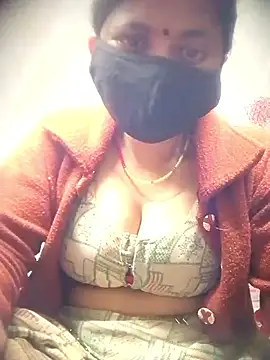 Snapshot of QRESABABY chatting on November 2025 10:32:01 PM QRESABABY online show from November 2025 10:32:01 PM