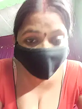 Snapshot of QRESABABY chatting on November 2025 12:04:02 PM QRESABABY online show from November 2025 12:04:02 PM