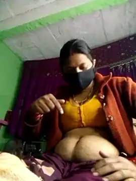 Snapshot of QRESABABY chatting on December 2025 12:49:02 AM QRESABABY online show from December 2025 12:49:02 AM