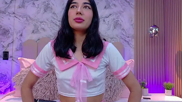 Snapshot of AdelineJhones chatting on October 2025 01:40:02 PM AdelineJhones online show from October 2025 01:40:02 PM