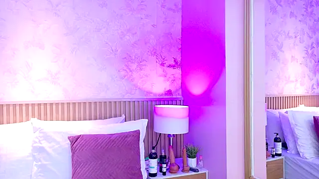 Snapshot of AdelineJhones chatting on December 2025 02:47:01 PM AdelineJhones online show from December 2025 02:47:01 PM