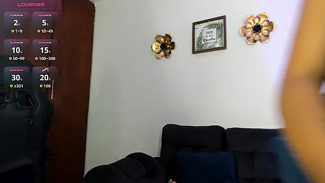 Snapshot of Amira_princess chatting on October 2025 07:05:02 PM Amira princess online show from October 2025 07:05:02 PM