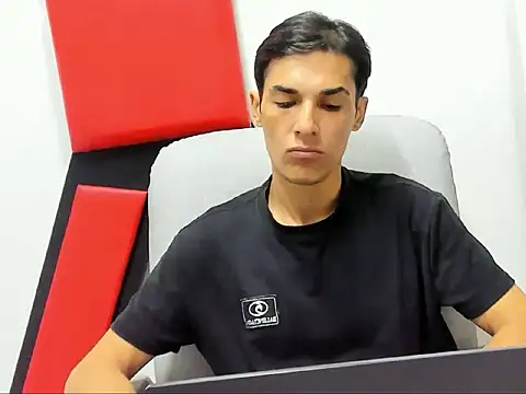 Snapshot of jupiter_333 chatting on November 2025 07:03:01 PM jupiter 333 online show from November 2025 07:03:01 PM