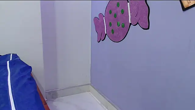 Snapshot of katty18love18 chatting on November 2025 01:22:01 AM katty18love18 online show from November 2025 01:22:01 AM