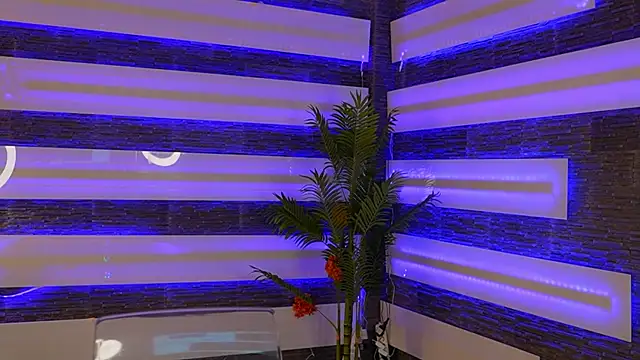 Snapshot of SexyCelline chatting on December 2025 05:23:01 AM SexyCelline online show from December 2025 05:23:01 AM