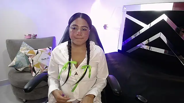 Snapshot of MelissaHex chatting on October 2025 07:59:01 PM MelissaHex online show from October 2025 07:59:01 PM