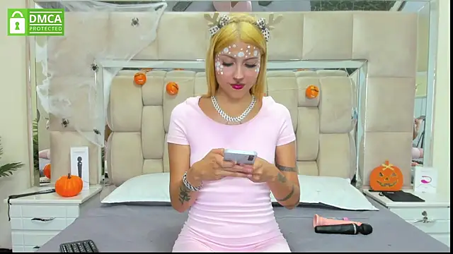 Snapshot of daniiela_beteche777 chatting on October 2025 08:21:02 PM daniiela beteche777 online show from October 2025 08:21:02 PM