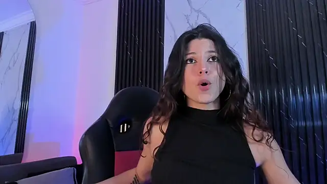 LolaMustaine  online show from November 2025 09:37:02 PM