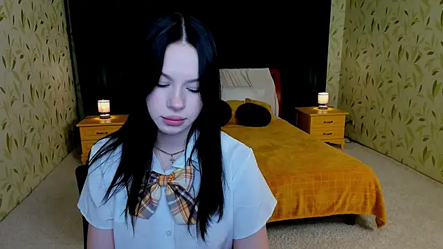 FloraCherry online show from November 2025 07:30:02 PM