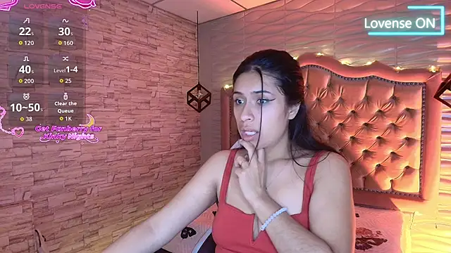 Snapshot of Roxanne_Han chatting on November 2025 11:49:02 AM Roxanne Han online show from November 2025 11:49:02 AM