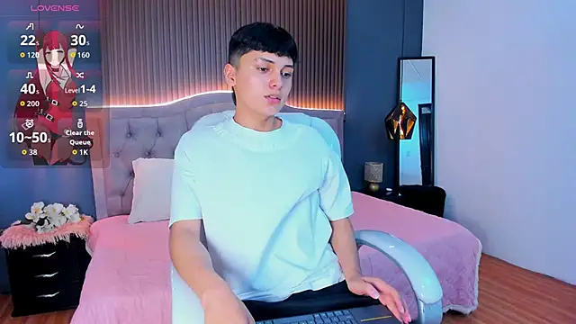 Snapshot of Maxii18_ chatting on November 2025 06:54:02 PM Maxii18 online show from November 2025 06:54:02 PM