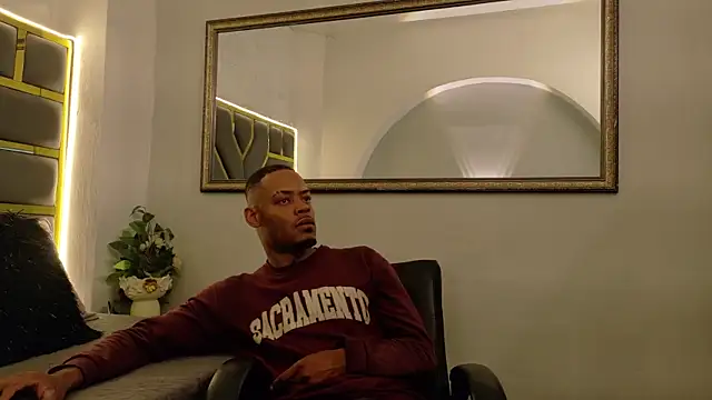 Snapshot of Neytanmalcon chatting on November 2025 07:47:02 PM Neytanmalcon online show from November 2025 07:47:02 PM