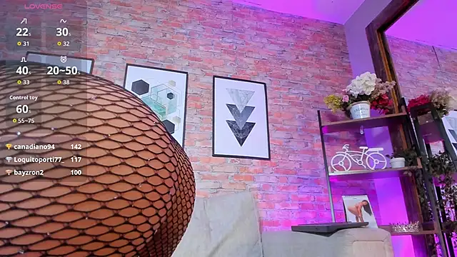 Snapshot of sophie_duval chatting on November 2025 03:34:01 AM sophie duval online show from November 2025 03:34:01 AM