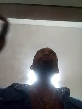 Snapshot of Blck420 chatting on November 2025 11:10:01 AM Blck420 online show from November 2025 11:10:01 AM