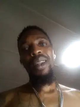 Snapshot of Blck420 chatting on November 2025 11:37:02 PM Blck420 online show from November 2025 11:37:02 PM