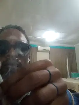 Snapshot of Blck420 chatting on November 2025 11:15:01 PM Blck420 online show from November 2025 11:15:01 PM