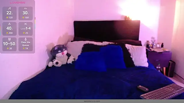 Snapshot of SharonSalazar chatting on November 2025 02:43:01 AM SharonSalazar online show from November 2025 02:43:01 AM