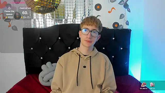 Snapshot of Erick_Taylor3 chatting on November 2025 05:56:01 PM Erick Taylor3 online show from November 2025 05:56:01 PM