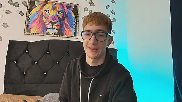 Snapshot of Erick_Taylor3 chatting on December 2025 06:02:01 PM Erick Taylor3 online show from December 2025 06:02:01 PM