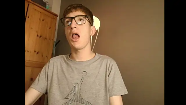 Snapshot of Erick_Taylor3 chatting on December 2025 08:25:02 PM Erick Taylor3 online show from December 2025 08:25:02 PM