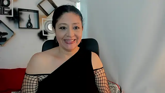 tatis sofia online show from December 2025 01:09:02 PM