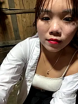 Snapshot of nachi-baby chatting on November 2025 01:28:02 PM nachi-baby online show from November 2025 01:28:02 PM