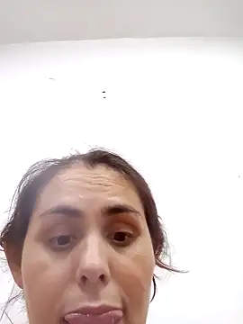 Snapshot of blanca24325 chatting on November 2025 04:45:02 AM blanca24325 online show from November 2025 04:45:02 AM