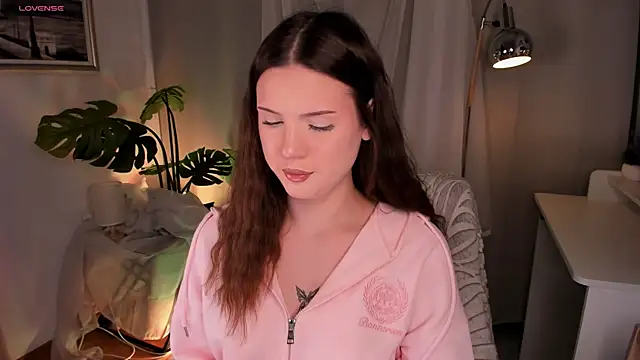 Snapshot of AustinClowerd chatting on December 2025 07:14:02 AM AustinClowerd online show from December 2025 07:14:02 AM