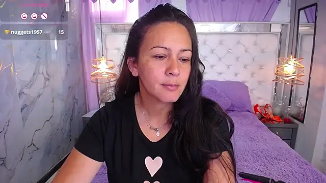 Snapshot of Melissa-roberts chatting on November 2025 05:47:01 PM Melissa-roberts online show from November 2025 05:47:01 PM