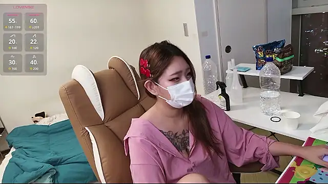 Snapshot of Milk_Sola chatting on October 2025 01:26:02 PM Milk Sola online show from October 2025 01:26:02 PM