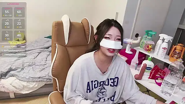 Snapshot of Milk_Sola chatting on November 2025 09:14:02 PM Milk Sola online show from November 2025 09:14:02 PM