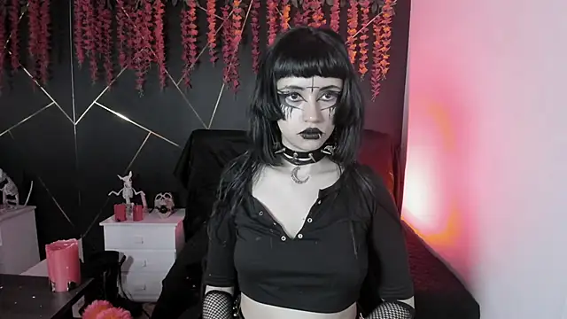 Snapshot of Yueeclipsa chatting on November 2025 05:07:01 AM Yueeclipsa online show from November 2025 05:07:01 AM