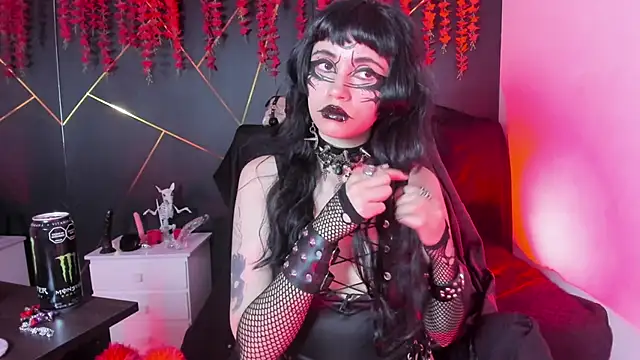 Snapshot of Yueeclipsa chatting on November 2025 03:05:01 AM Yueeclipsa online show from November 2025 03:05:01 AM