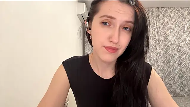 Snapshot of MerrillYeast chatting on October 2025 07:15:01 PM MerrillYeast online show from October 2025 07:15:01 PM