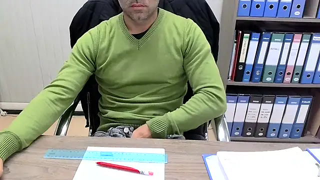 Evasionee online show from November 2025 08:25:02 AM