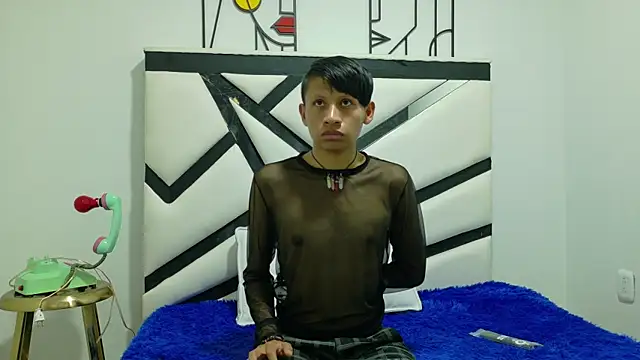 ALEXANDRO BOVER online show from October 2025 07:36:02 PM